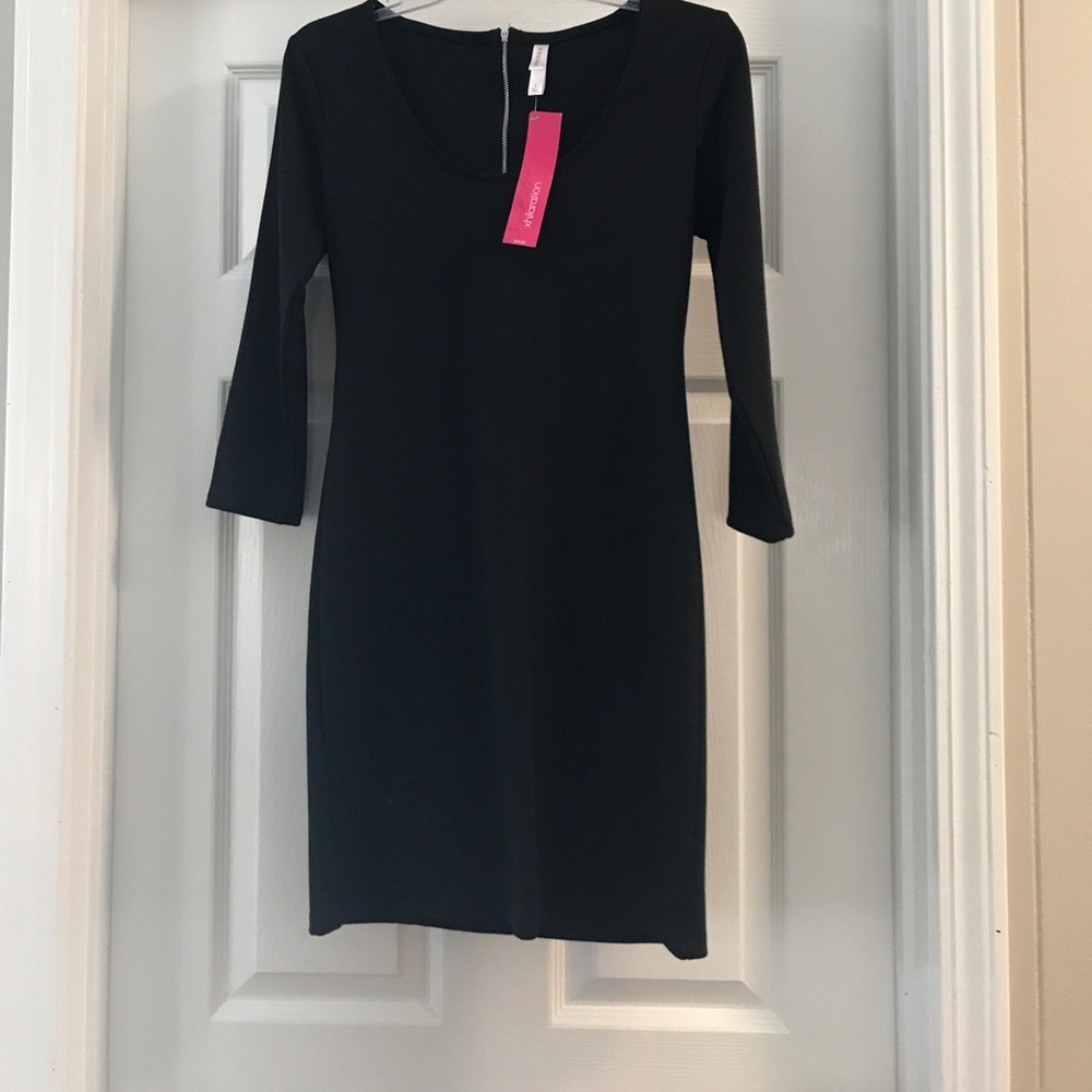 Fitted black dress